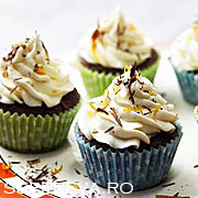 Cupcakes cu ciocolata si portocala