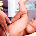 Ingrijirea delicată a funduleţului bebeluşului tău, cu NIVEA Baby
