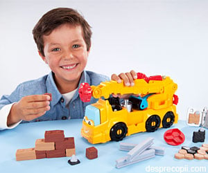 Lumea copiilor prinde forma cu Play-Doh