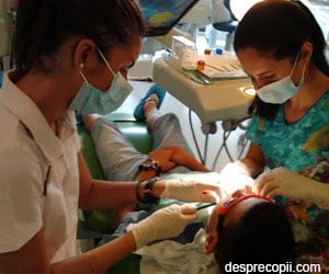 Cariile dentare ale copiilor afecteaza orele de scoala!
