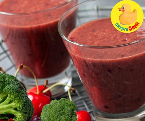 Smoothie cu banane si cirese - reteta pentru bebelusi