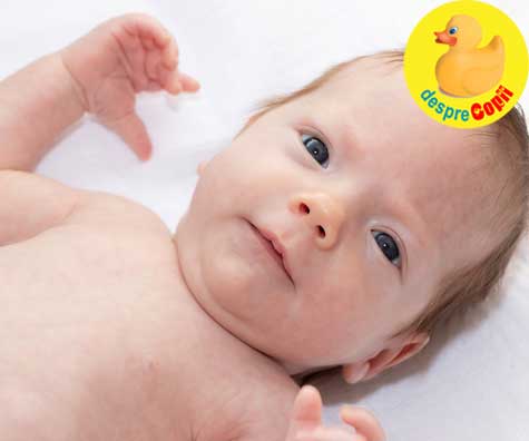 Dezvoltarea motricitatii fine a bebelusului incepe inca din prima luna - semnale si stimulare