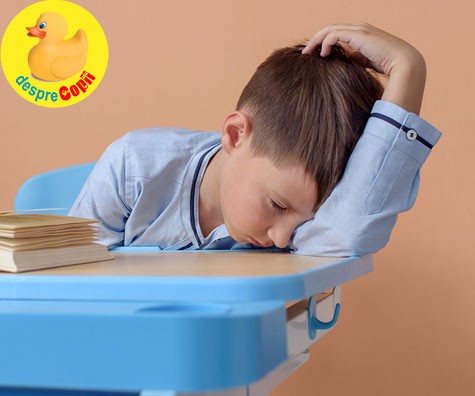 De cate ore de somn are nevoie un copil scolar? Si ce se intampla daca nu doarme suficient? Semnale de alarma.