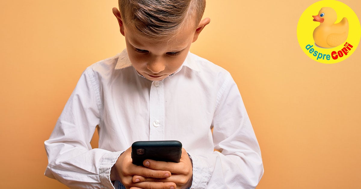 Primul telefon mobil al copilului: cand, de ce ce si reguli pe care trebuie sa le stie parintii