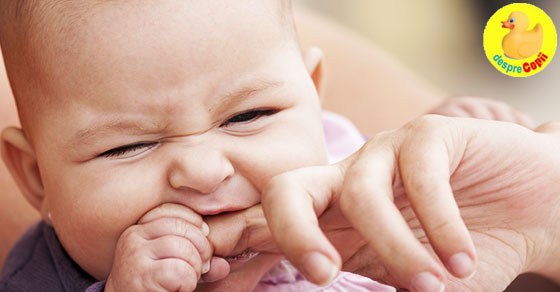 Cum tratam durerea de dintisori la bebelusi, cu ulei de cocos
