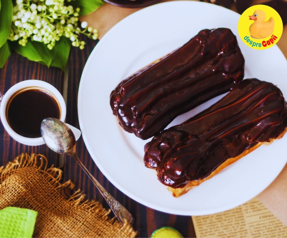 Eclere cu ciocolata, frisca si crema fina de vanilie