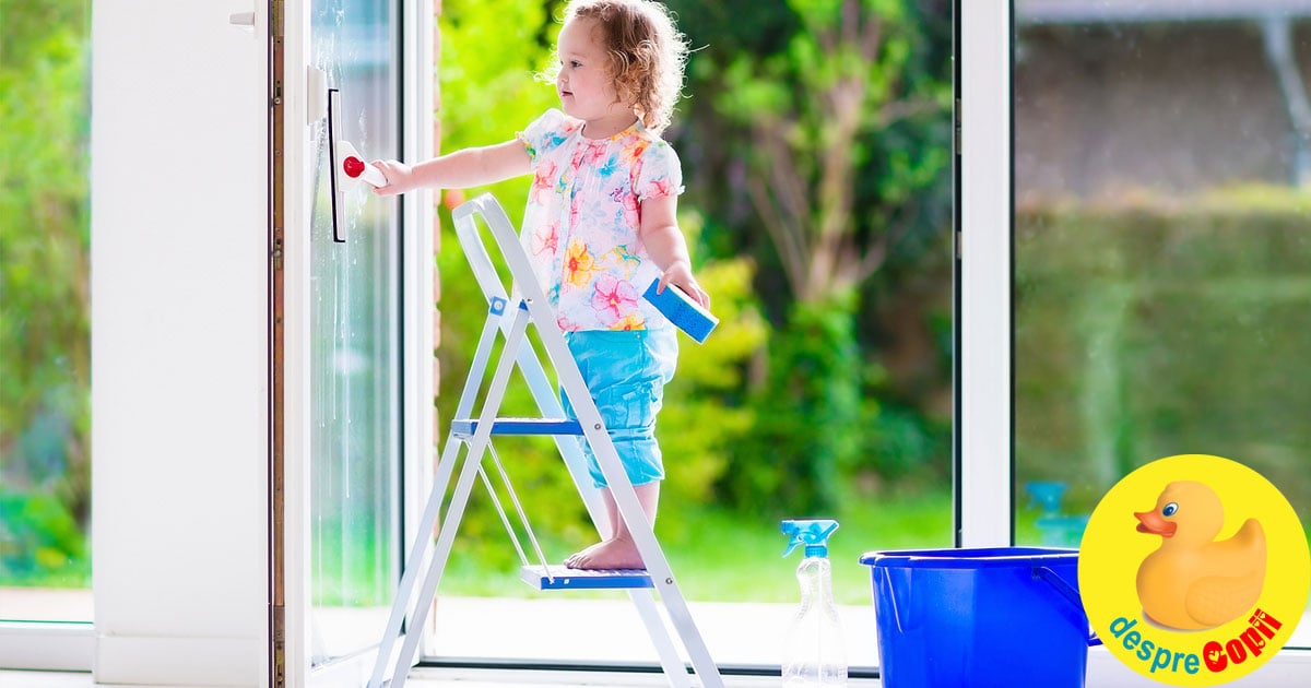 Primele responsabilitati ale copilului: de ce e important sa ne implicam copilul in treburile casnice
