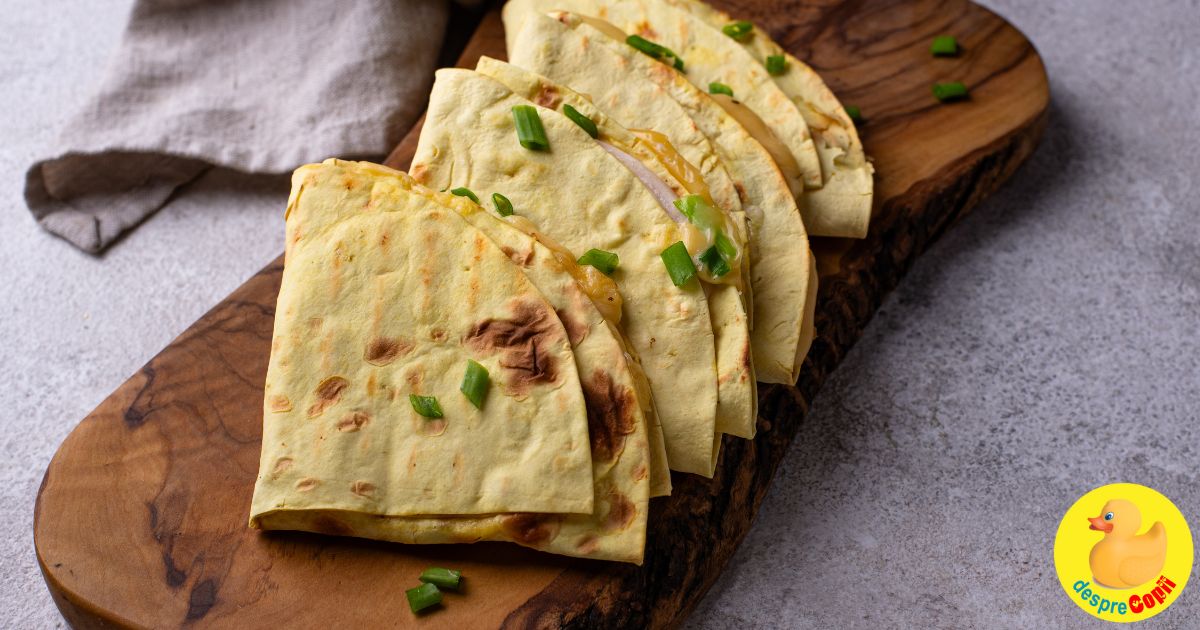 Sandwich Quesadilla sanatoasa cu mozzarella si guacamole