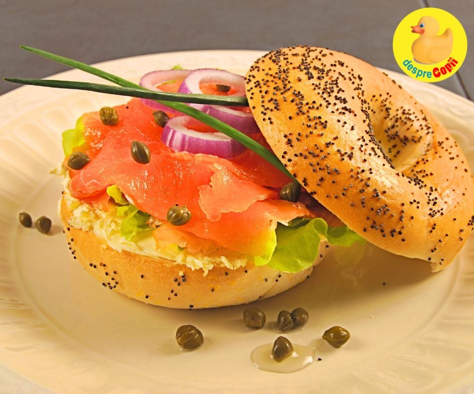 Sandwich cu somon afumat si crema de branza, pentru pachetel