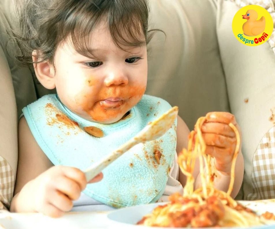 Lectia cum păpăm singur: la ce vârstă începe bebe să fie independent la masă