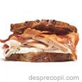 Sandwich cu bacon si branza topita