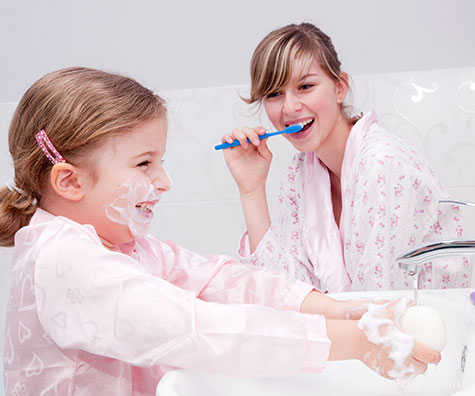 Cum ii convingi pe cei mici sa se spele pe dinti?